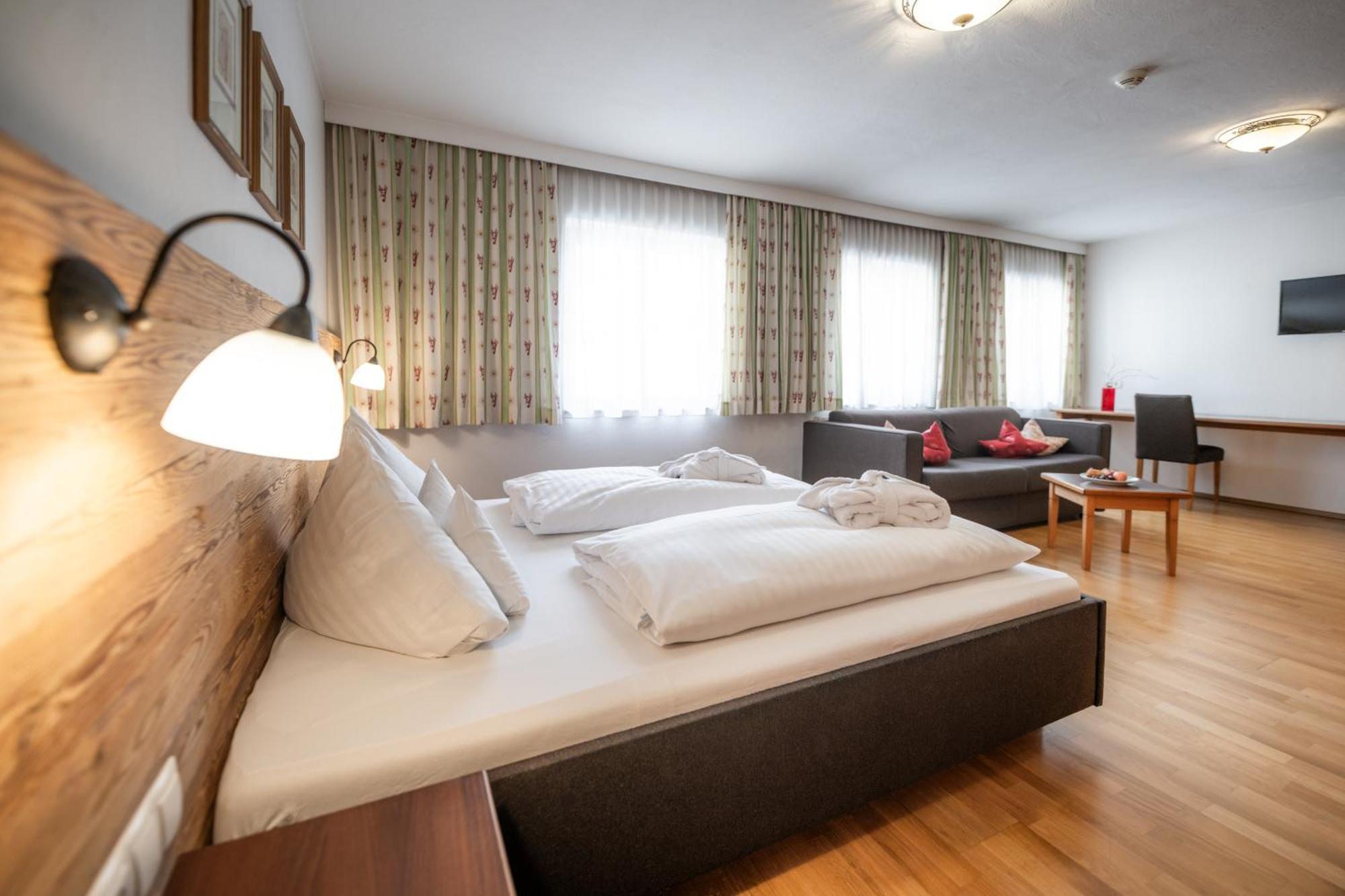 Das Posthaus Stubai&Smart Hotel Fulpmes Exterior foto